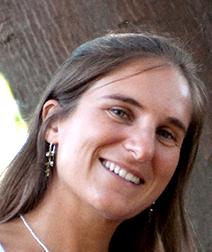 Nicole Cerra headshot