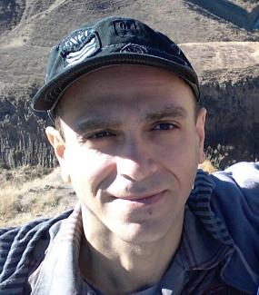 Ashot Oganesyan headshot