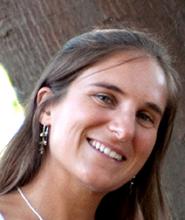 Nicole Cerra headshot